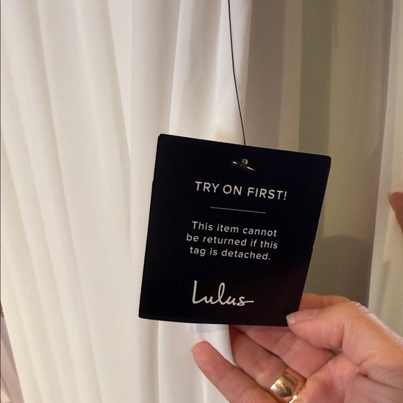 Lulu’s Heavenly Hues flowy White front+ back deep v  Maxi Dress NWT Size M - Picture 6 of 14